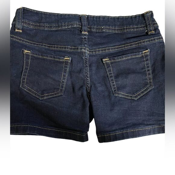 103- GIRLS SZ 8 DENIM SHORTS BY WONDER NATION - Picture 2 of 6